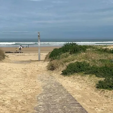 Playa De Berria - Precioso Apartamento Con Piscina