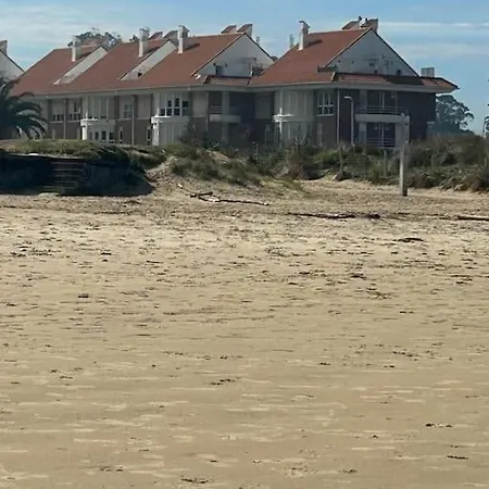 Playa De Berria - Precioso Apartamento Con Piscina Lägenhet *